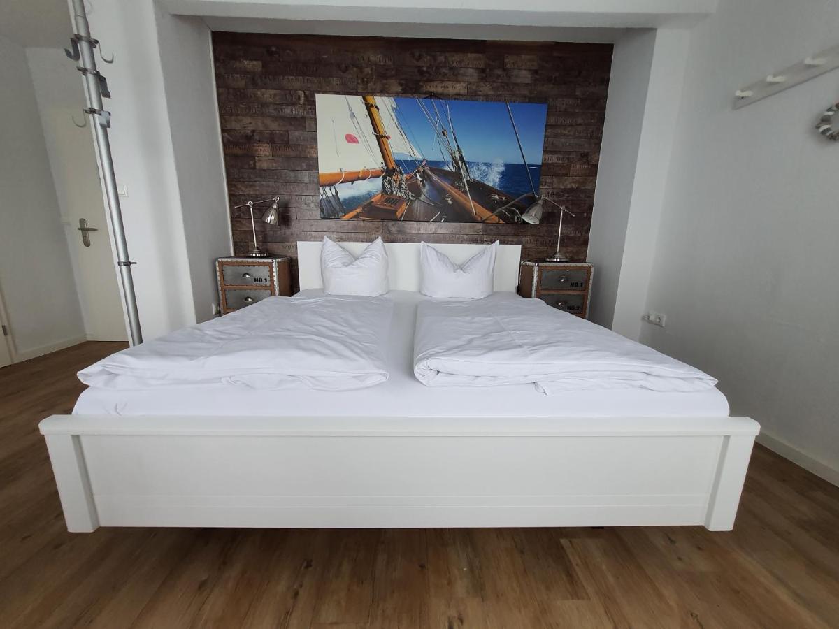 Haus Achtern Diek In Erster Reihe Am Meer فيهمارن المظهر الخارجي الصورة