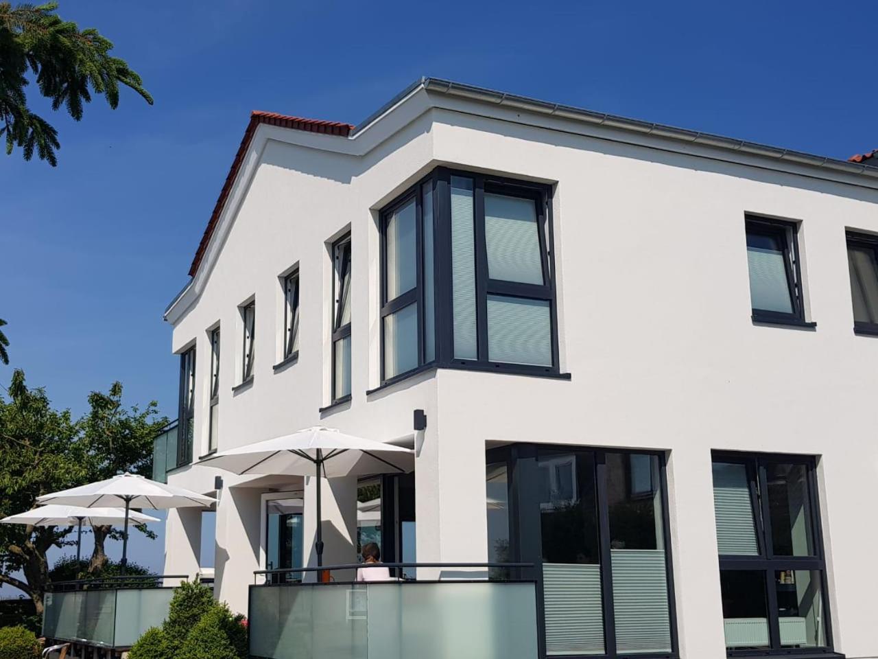 Haus Achtern Diek In Erster Reihe Am Meer فيهمارن المظهر الخارجي الصورة